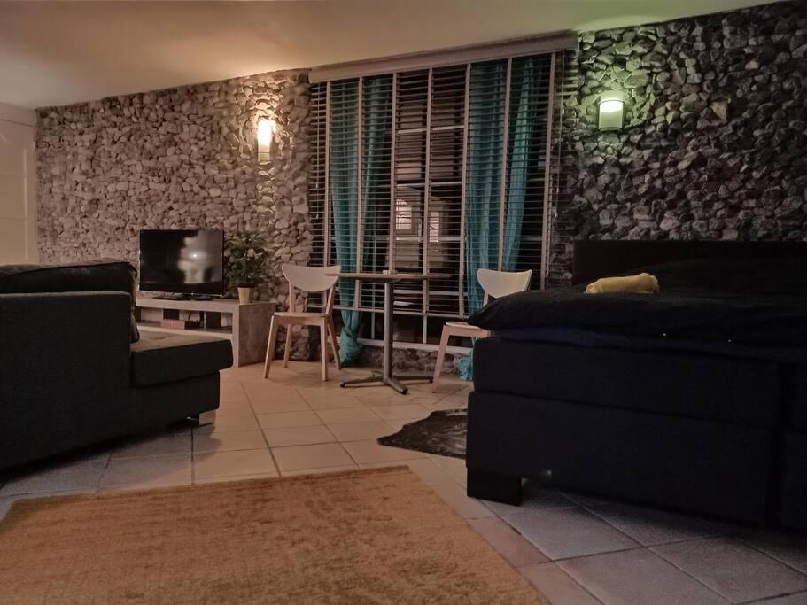 Kom Thuis In Deze Gezellige Loft Heerlen Eksteriør bilde