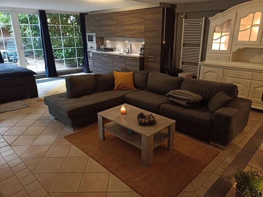 Kom Thuis In Deze Gezellige Loft Heerlen Eksteriør bilde